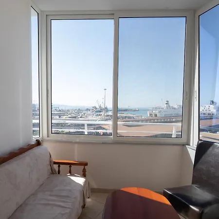 Port View Апартаменты Дуррес